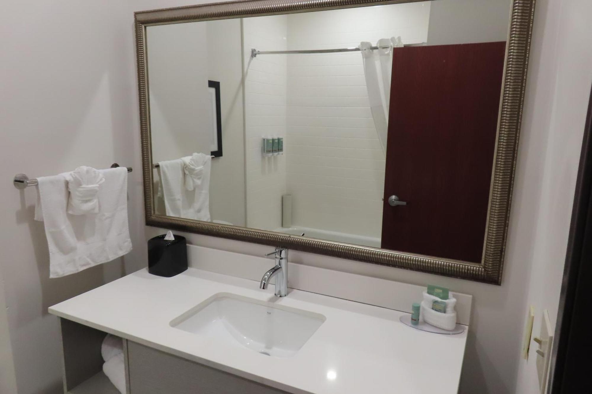 Best Western Heritage Inn & Suites Broussard 외부 사진